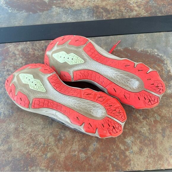 Asics Novablast 2 Shoes Men Sz 13 Gray Running Athletic Training Gym Sneakers - Picture 6 of 9